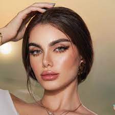 هذا اللوك سويته وماستخدمت لها اي شدو فجفنها بس ايلاينر مموه ورموش طرف بنااات عاااااجبني اللوك فوق الخيااااال والله استخدمت لها