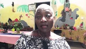 The pair tied the knot in 1996. Dr Auma Obama Das Wichtigste Ist Dich Selbst Wertzuschatzen Als Mensch Bunte De