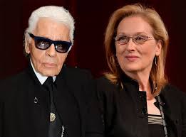 Creatorului german karl lagerfeld a murit marţi, la prânz, la vârsta de 85 de ani, potrivit revistei closer. Karl Lagerfeld Umilit Dupa Moarte Jameela Jamil Il Descrie Ca Nemilos Misogin