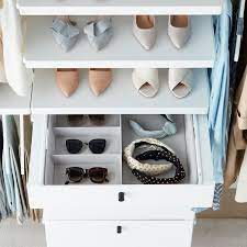 This magnificent birch and platinum solution from our stylish elfa decor range has gliding baskets, solid wooden shelves and plenty of luxury. White Elfa Decor Shelves The Container Store