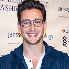 Mikhail Varshavski's Instagram, Twitter & Facebook