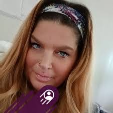 Hollie Mccormick's Instagram, Twitter & Facebook