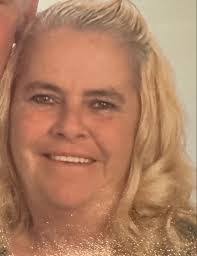 Doris Tom's Instagram, Twitter & Facebook