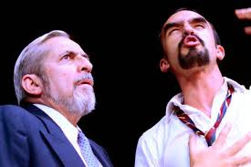 Ascuas y azufre", una comedia jurídica colombiana