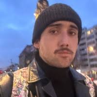 1100+ perfiles de «Dave Lucas»