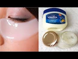 ادهنيه حول العينين قبل النوم والله في الصباح النتيجة عيون ساحرة بدون هالات سوداء وبدون تجاعيد Youtub Beauty Recipes Hair Natural Beauty Skincare Beauty Hacks