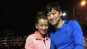 陈海嫉恶如仇，准备行动， 却被检察长季昌明拦下，一同前往省里汇报。 此前汉东省由省委副书记兼政法委书记高育良和省省委常委、京州市委书记李达康（吴刚 饰）截然分为汉大帮和秘书帮两派，新来的书记沙瑞金（张丰毅 饰）. æ‰‹ä¸Šæ²'ç¯€ç›®å»ä½è±ªå®… é–‹åè»Šä¾¯æ˜Œæ˜Žå¤§æ–¹å…¬é–‹ è‡´å¯Œå…¬å¼ å¨›æ¨‚æ˜Ÿèž ä¸‰ç«‹æ–°èžç¶²setn Com