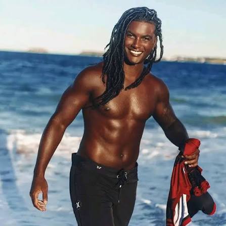 He got fired for being too fine. Lucas Prado, known as Hassami, was working  as a security guard at Santa Cruz metro station in southern São Paulo,  Brazil 🇧🇷, when a passenger