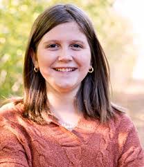 Elissa Berg's Instagram, Twitter & Facebook