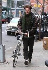 Andrew garfield net worth 2021. Andrew Garfield Caught Filming New Movie In New York City But It S Not Spider Man 3