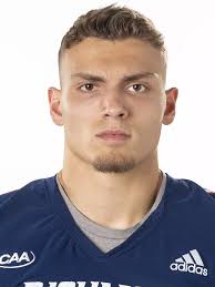 Flawless first quarter leads Spiders to third straight win