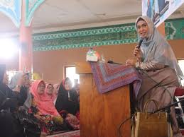 Inilah pemeran film omar (umar bin khattab) o mar bin khattab, serial yang muncul menemani sahur di stasiun mnctv. Oki Setiana Dewi Pemeran Film Ketika Cinta Bertasbih Penceramah Wirid Korpri Sawahlunto Poros Nusantara