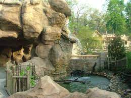 Legends Of The Wild At The Akron Zoo Akron Zoo Animals Wild Zoo