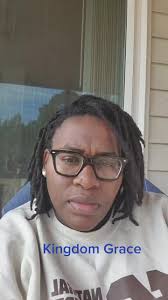 Ebony Wall (@iamebonyw)