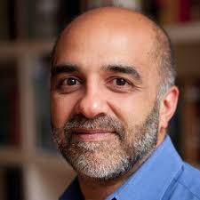 Roger Chaufournier (@roger_amedee)