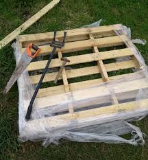 Make your own adorable pallet wood christmas tree decor with this diy tree tutorial. Coldframe From Single Pallet Build 2 Hrs The Grapevine