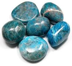 Blue Apatite Stone A Quality Apatite Stone Rocks And Crystals Minerals And Gemstones