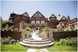 Blaire Brian Des Moines Iowa Wedding Photography At Rollins Mansion Iowa Wedding Venues Mansion Wedding Venues Outdoor Wedding Photography