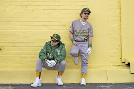 Beyond that, we're mostly left unfortunately, despite being a hilarious triumph, the movie bombed at the box office. The Lonely Island On Netflix S Bash Brothers Experience Ew Com