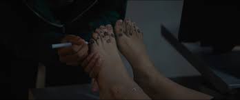Erin Ruth Walker's Feet << wikiFeet