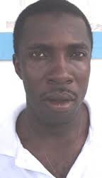 Edwards ton highlights 3rd round