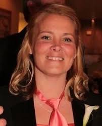 Nicole Hiles's Instagram, Twitter & Facebook