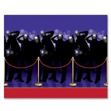 Wanddeko Roter Teppich Paparazzi 122 X 914 Cm 17 99 Party Kulissen Hollywood Roter Teppich Und Kulissen