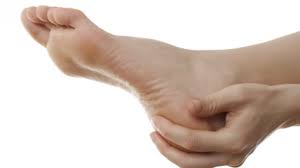 Multe femei acuza manacarimi in timpul sarcinii, iar unele dezvolta bubite rosii sau pete rosii insotite de mancarime. Boli Ascunse In Spatele Unei MancÄƒrimi Care Nu Mai Trece Dcnews TÄƒlpi MancÄƒrime Noaptea