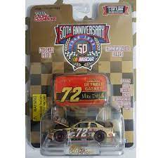 Abriendo caja de racing champions 24k gold y sth hot wheels unboxing. Racing Champions Hot Wheels 50th Anniversary Nascar Gold 72 Detroit Gasket Mike Dillon Detailed Engine Rubber Tyres Shopee Malaysia