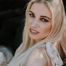 Potty training a 16-week-old puppy outside of his yard