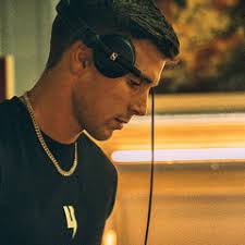 Stream William Pass music