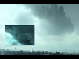 चीन में दिखा आकाश में उड़ता हुआ शहर के लिए चित्र परिणाम