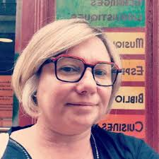 J'avoue que je ne sais plus quoi écrire ici. Je sèche, je cale. Et je…