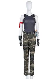This fortnite dark voyager costume features a black jumpsuit with knee pads and an attached harness as well as boot covers, gloves, and signature helmet with attached visor. Cheap Fortnite Halloween Costumes For Kids And Adults 2018 Including Brite Bomber Black Knight And Skull Trooper