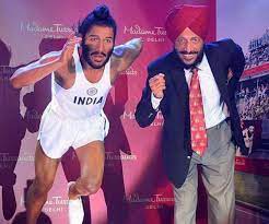 'फ्लाइंग सिख' (flying sikh) नाम से मशहूर एथलीट मिल्खा सिंह (milkha singh) का कोरोना से निधन (death) हो गया है. Vglazs6drr Hmm