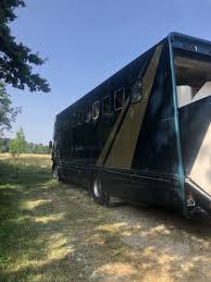 Camion 9 Chevaux Home Car Cheval Camion A Vendre Camion Chevaux