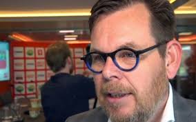 Chief Glimlach' Bas Wolters hoopt Oldenzaal Promotie overeind te houden in  'ravijnjaar' 2026