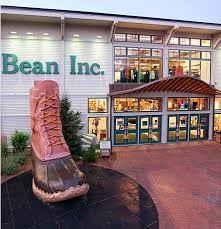 Visit The L L Bean Flagship Store In Freeport Maine Maine Vacation Freeport Maine Visit Maine