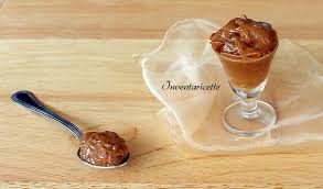 Dulce de leche (dolce di latte) ingredienti 250ml di latte fresco intero (oppure 125ml di latte e 125ml di panna fresca) 65g di zucchero semolato 1/4 di cucchiaino di bicarbonato di sodio 1/4 di cucchiaino di semi di un baccello di vaniglia. Pin Su Dolci