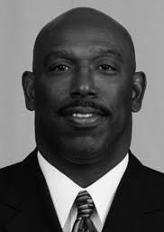 Derrick Hallman's Instagram, Twitter & Facebook