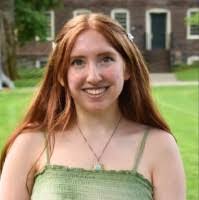 Carolyn Markowski's Instagram, Twitter & Facebook