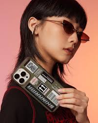 เคส iPhone 13 Pro : (แถมฟิล์ม) เคส SKINARMA [ Taito ] Street Fashion Case  สำหรับ iPhone 14