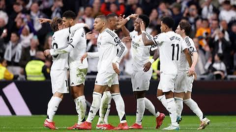 O Madrid vence o Rayo com gols de Mbapp&eacute; e Vini Jr.