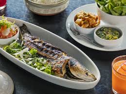 Italian tradition on christmas eve, to eat fish and several different kinds. Feast Of The Seven Fishes Las Vegas Restaurants 2018 Edition Eater Vegas