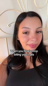 Elle Lewis Greenwich