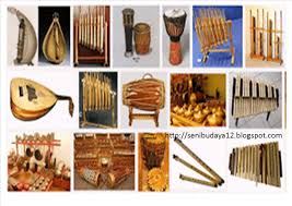 Tentu saja senjata yang di gunakan dahulu tidak sama dengan senjata yang di gunakan saat ini. Seni Budaya Alat Musik Tradisional Asal Daerah Di 34 Provinsi