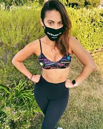 The carolingian dynasty ruled france until 987, when hugh capet became king of france. Francia Raisa Photos 05 19 2020 Celebmafia