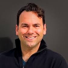 Tim Hyer's Instagram, Twitter & Facebook