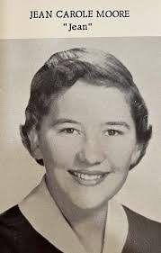 Lynette Crabtree's Instagram, Twitter & Facebook