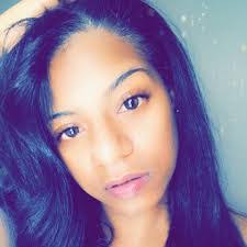 Natasha Fleming's Instagram, Twitter & Facebook